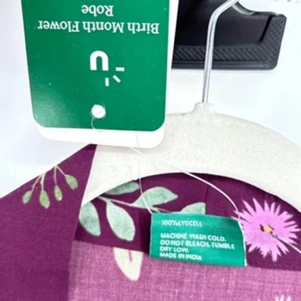 Uncommon Goods Juliet Meeks Birth Month Flower Robe Purple Aster‎ September XS/S